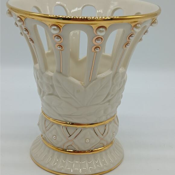 Lenox Illuminations Florentine and Pearl Trumpet Votive Candle Holder - Picture 6 of 9
